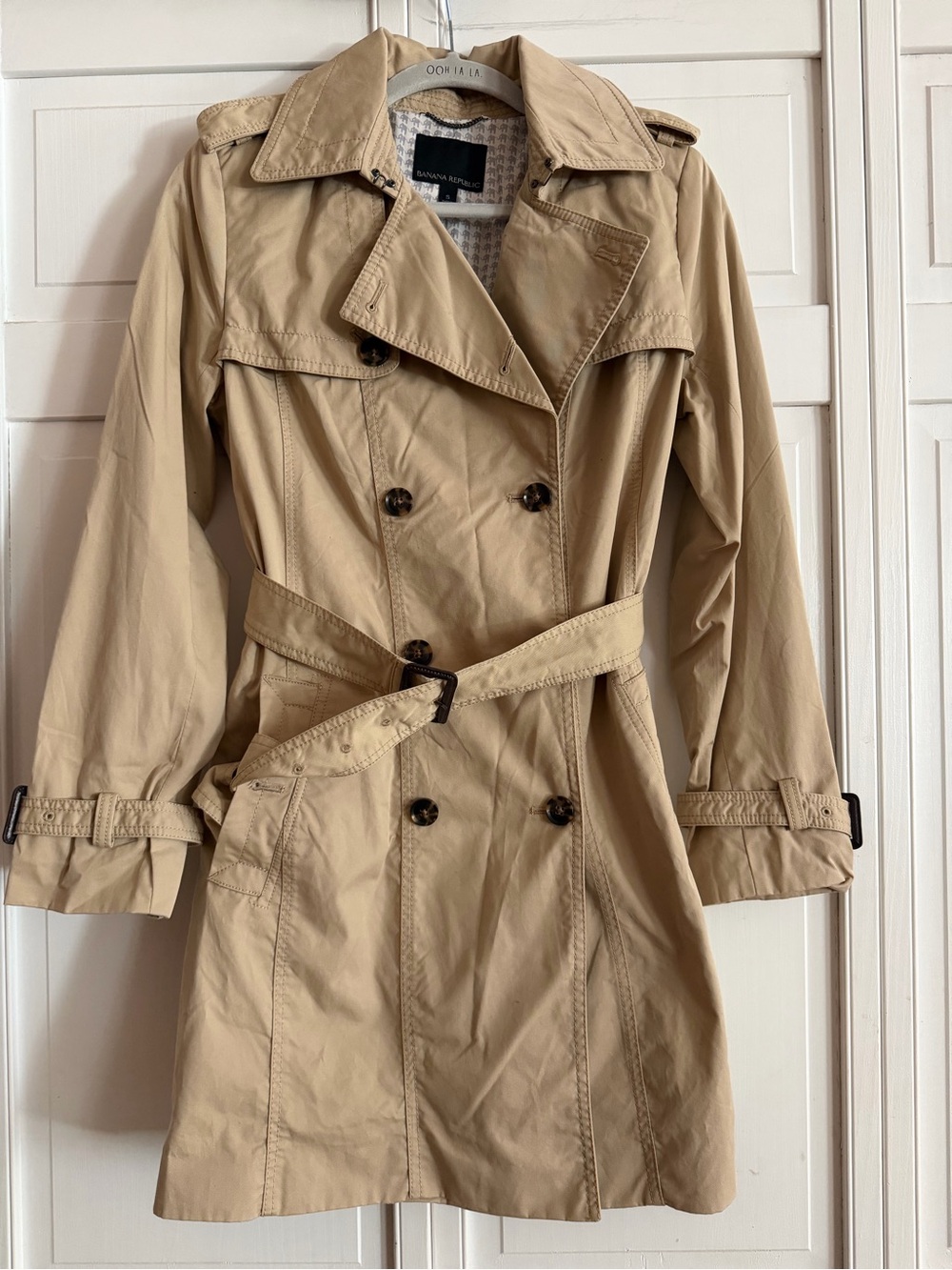 Banana Republic Classic Double-Breasted Trench Coat - Beige